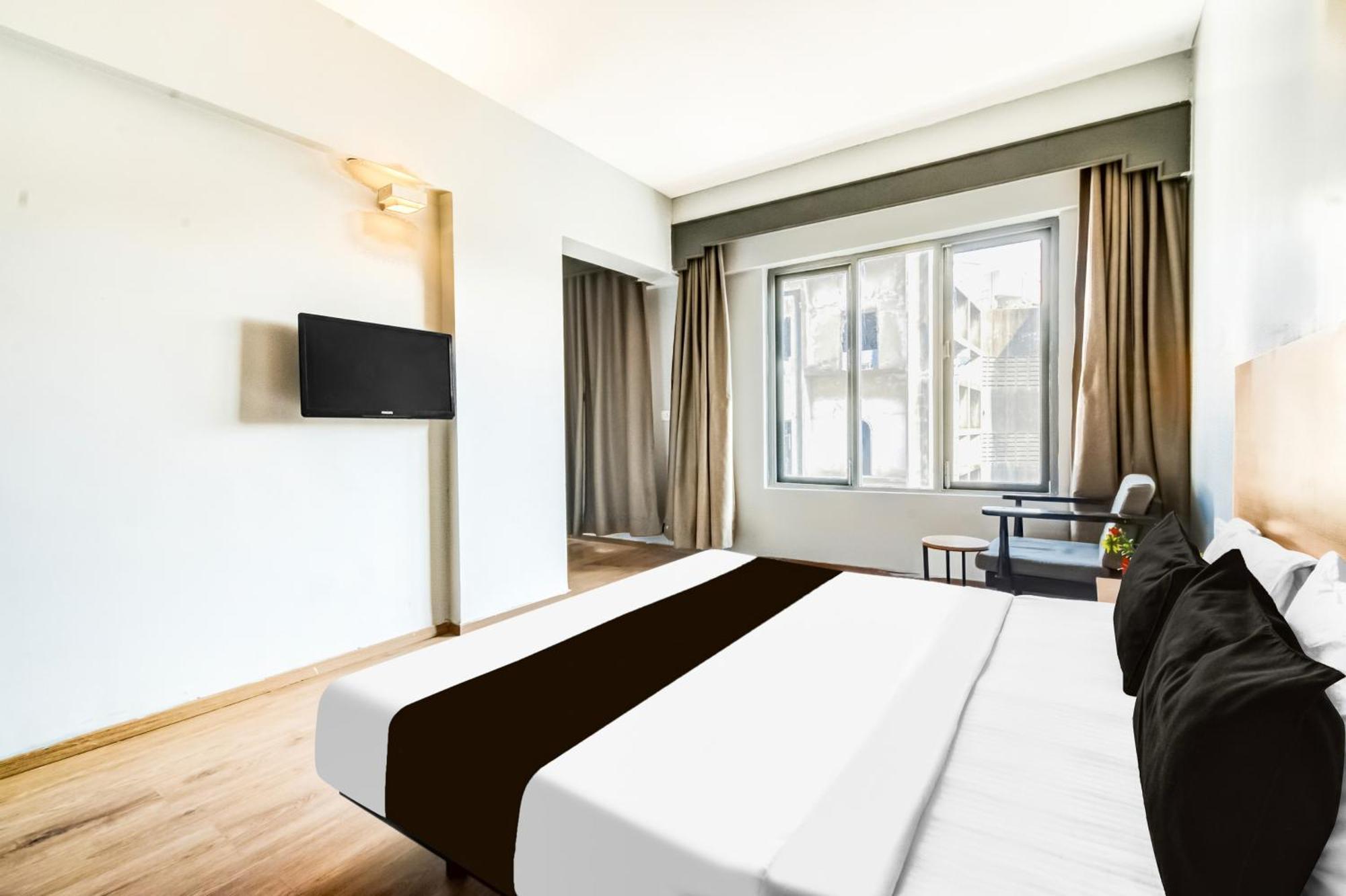 Super Townhouse Lakdikapul Hotel Hyderabad Exterior foto